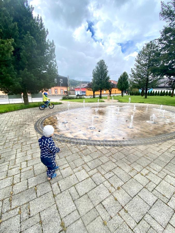 Drevenica Emilka - Nízke Tatry - Muran - Pre Rodiny Brezno Exterior foto