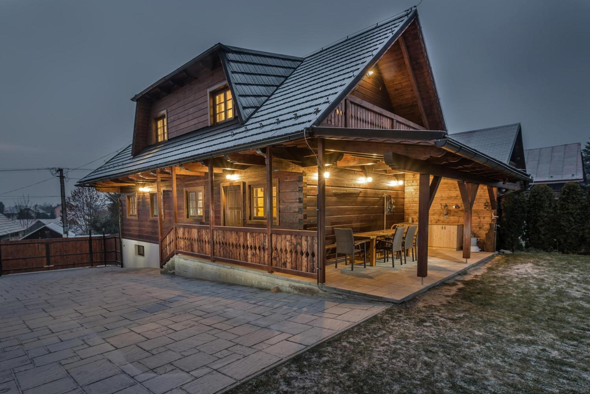 Drevenica Emilka - Nízke Tatry - Muran - Pre Rodiny Brezno Exterior foto